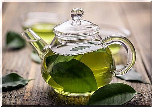 green tea used to treat gastritis