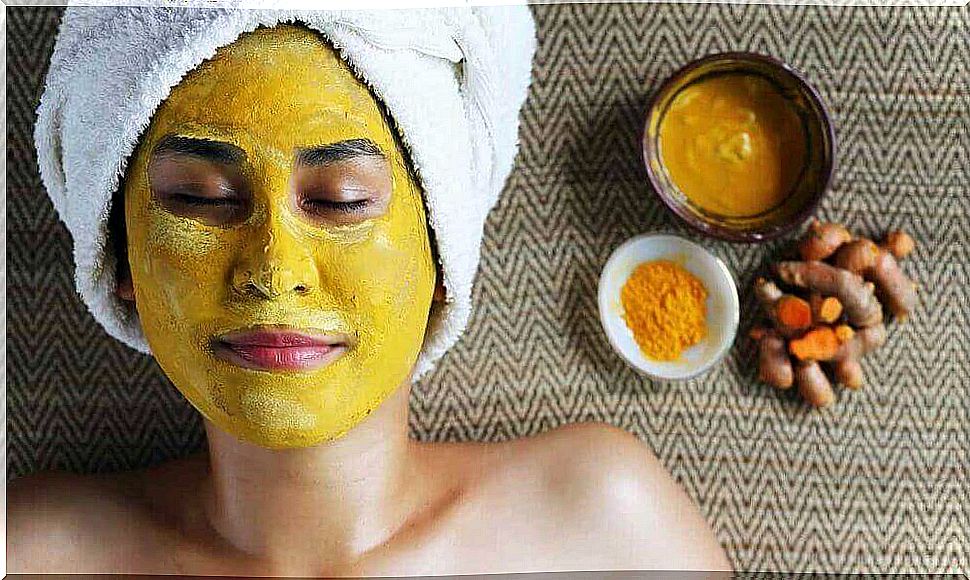 Mint and turmeric masks