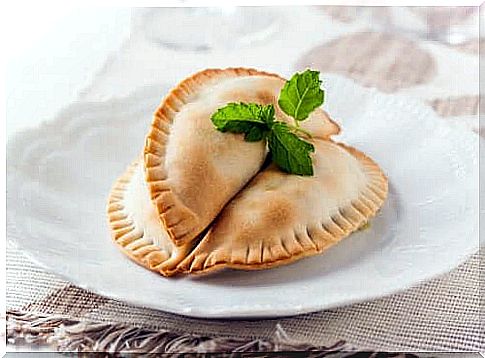 Delicious vegan pies: 2 Spanish recipes