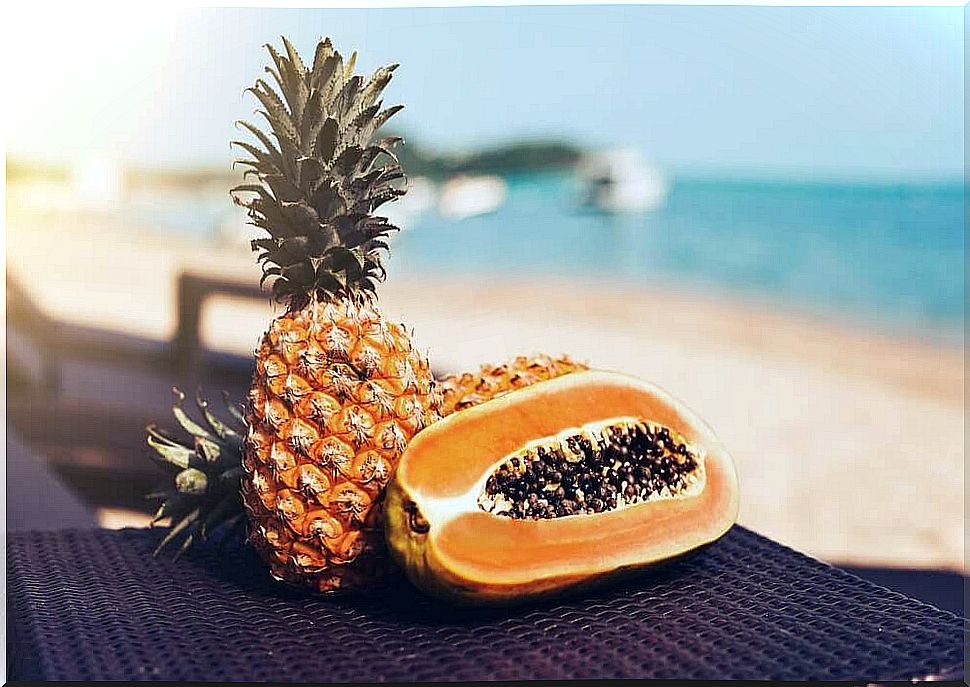 Papaya with pineapple