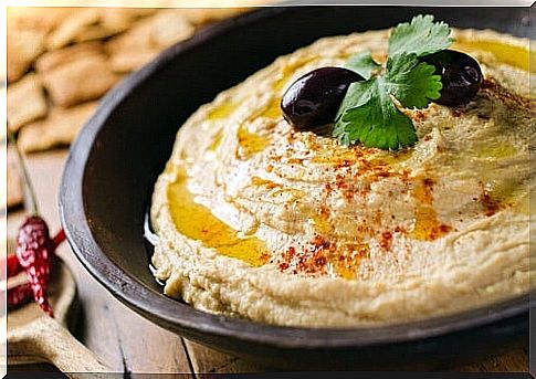 Hummus: This nutritious chickpea puree will put you in a good mood!