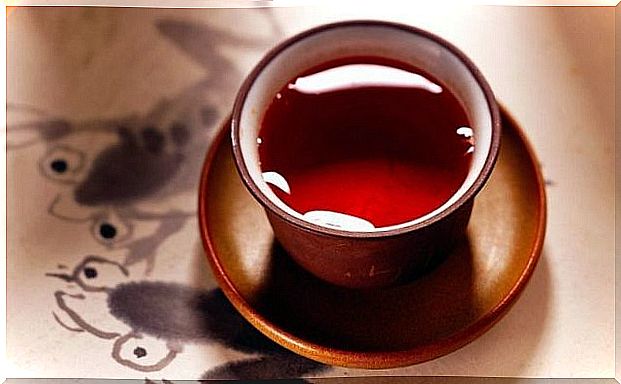 A tea made from cayenne pepper and maple syrup can help you lose weight