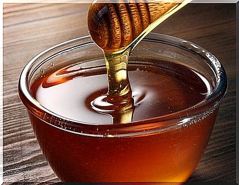 Honey for hair conditioners