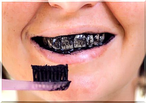 Risks of activated charcoal for oral health