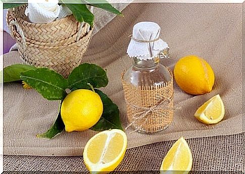 Lemon with salt for white laundry